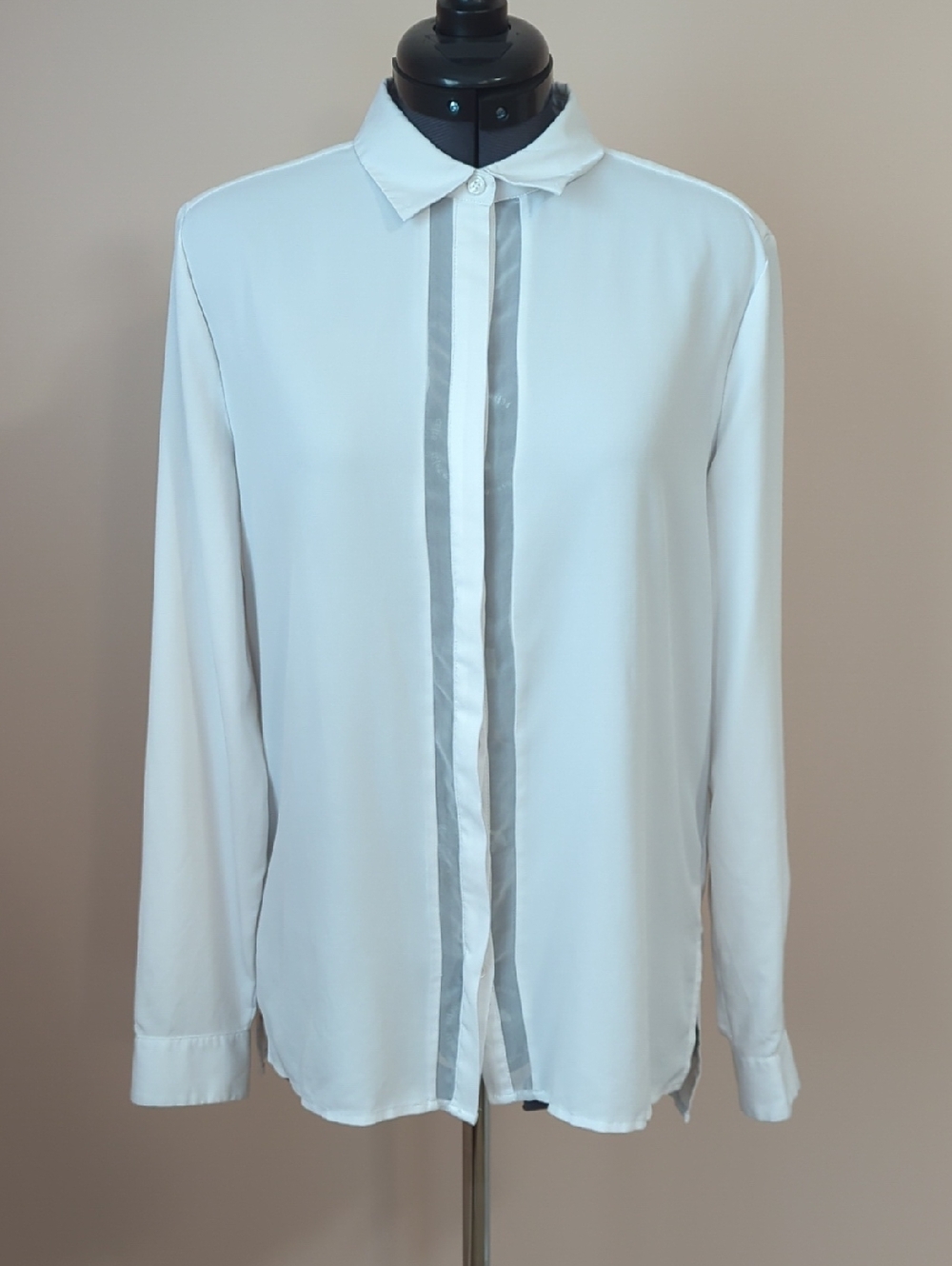 White Long-Sleeve Button-Down Shirt with Contrast Placket
